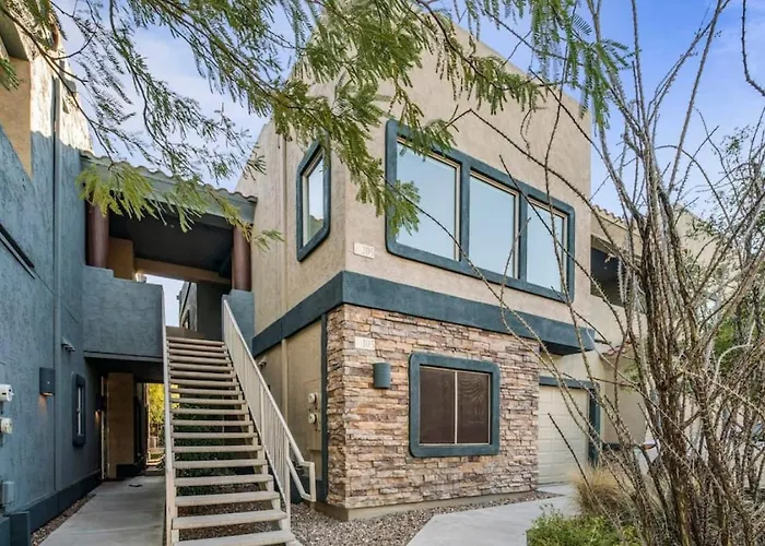Luxury 3 Bedroom Office Den Fountain Hills